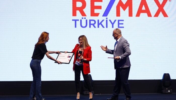 RE/MAX Türkiye'ye ‘Harika İşyeri Sertifikası’ Ödülü