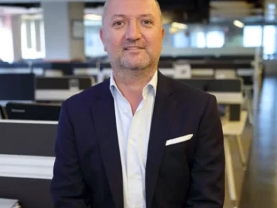 Sandoz Türkiye üst üste 8. kez “En İyi İşveren” seçildi! 1 SERKAN BINICI