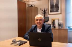 1737036256 Ela Excellence RB Genel M d r Yard mc s Enver aml