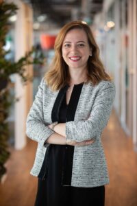 1739186936 Microsoft T rkiye Kurumsal leti im Direkt r Ay a Demirci Turgay