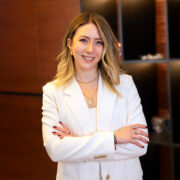 Arnica, Pazarlama ve Operasyon Yöneticisi pozisyonuna Yasemin Biçer’in atandığını duyurdu.