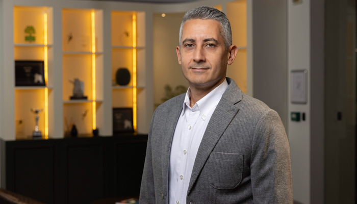 M. Bülent Özçengel