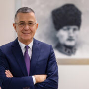 İşsizlik Tartışması Düşündürüyor: Artık Üniversite Diplomasından Fazlası Gerek- Prof. Dr. Mehmet Durman