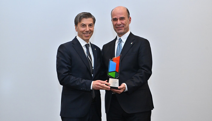 Saint-Gobain CEO'su Murat Savcı Türkiye İMSAD’ın yeni dönem başkanı oldu