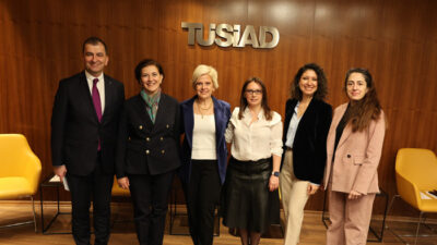 TÜSİAD Etkinliğinde Kadınların Yönetimde Eşit Temsili Ele Alındı