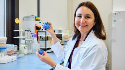 Prof. Dr. Tuğba Bağcı Önder EMBO Üyeliğine Seçildi 10 PROF. DR. TUĞBA BAĞCI ÖNDER YAŞAM BİLİMLERİNİN GELECEĞİNE YÖN VEREN BİLİM İNSANLARI ARASINA KATILDI