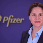 Pfizer Türkiye Ruhsatlandırma Direktörü Elif Turan Usanmaz Oldu